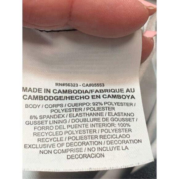 Nike dri fit running Capri athletic legging size medium ￼ - Picture 3 of 7